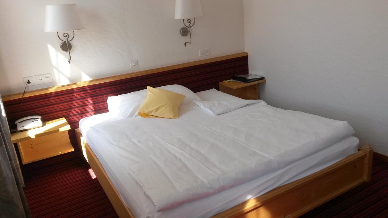 Hotel Baeren Sumiswald Экстерьер фото